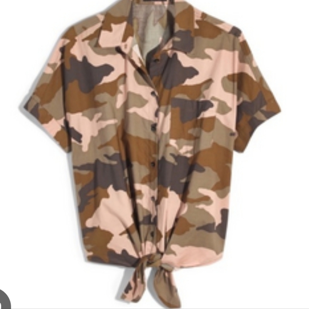 MADEWELL CAMO SHORT SLEEVES COLLAR BUTTON DOWN WOMENS TOP SIZE XSMALL